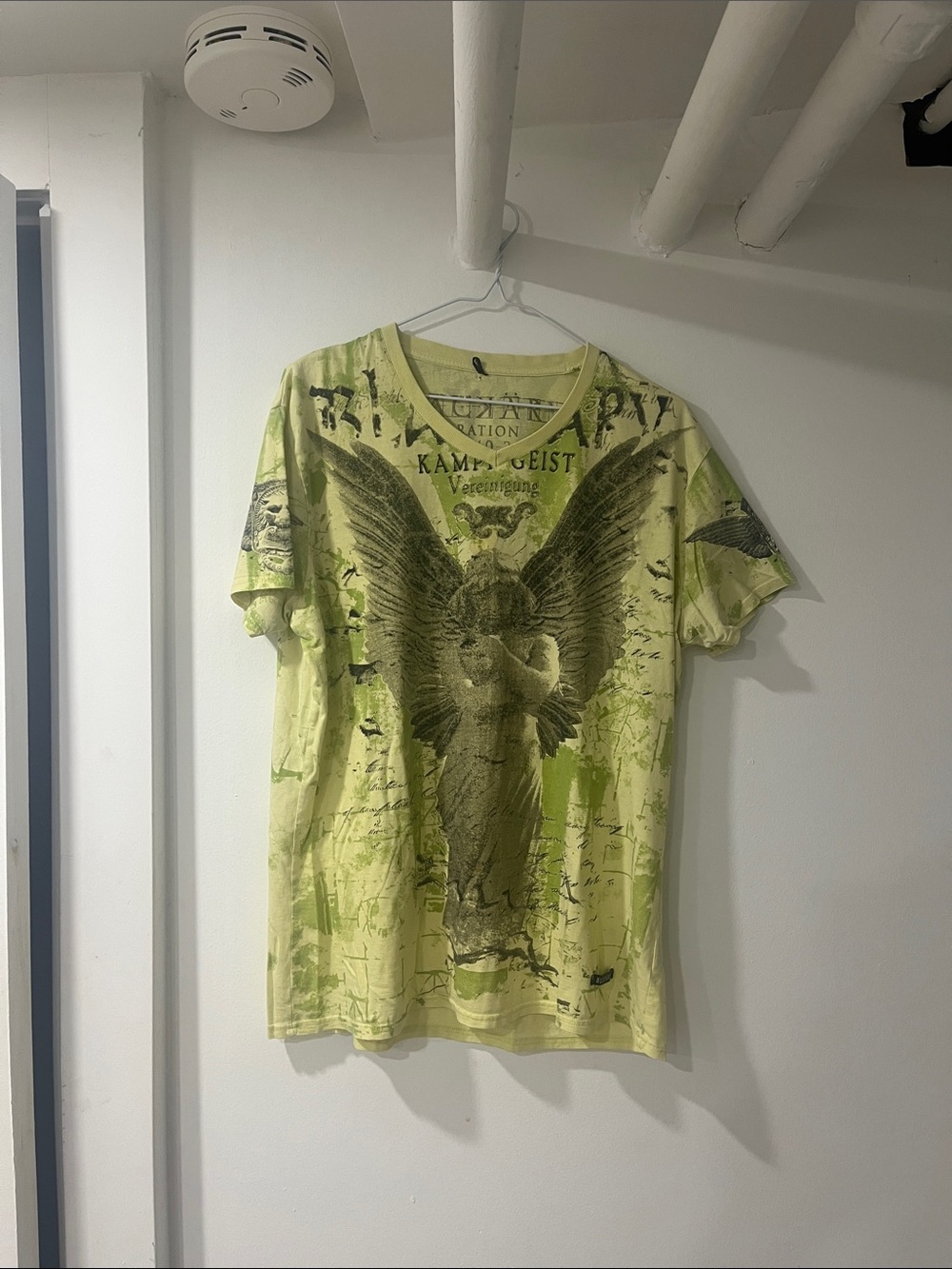Y2K Green V Neck Angel Graphic Short Sleeve Tee